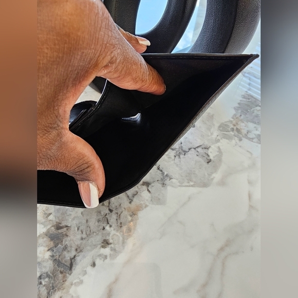 Christian Dior Black Bifold Wallet - Picture 2 of 6